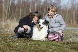 ENFANT ET CHIEN 220